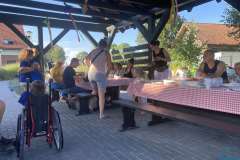 08-2023-turnus-rehabilitacyjny-debowa-gora-ognisko-06