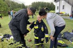 08-2023-turnus-rehabilitacyjny-debowa-gora-wizyta-strazakow-08