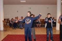 2011-12-spotkanie-noworoczne-wystep-zespolu-barteki-004