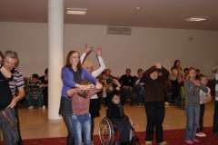 2011-12-spotkanie-noworoczne-wystep-zespolu-barteki-005